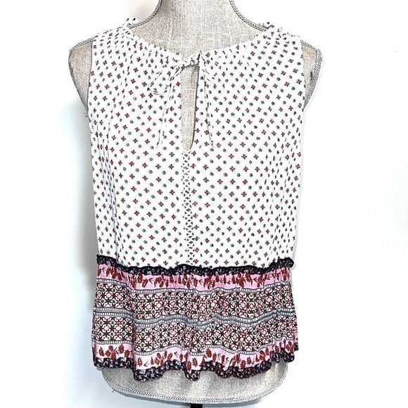 Patrons of Peace Patterned Crop Top - Picture 1 of 5